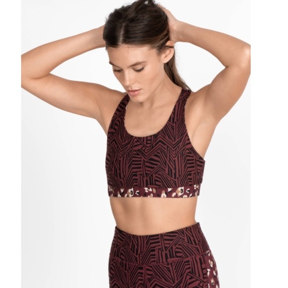 Johnny Was Calme Endurance Reversible Sports Bra. - Picture 1 of 7